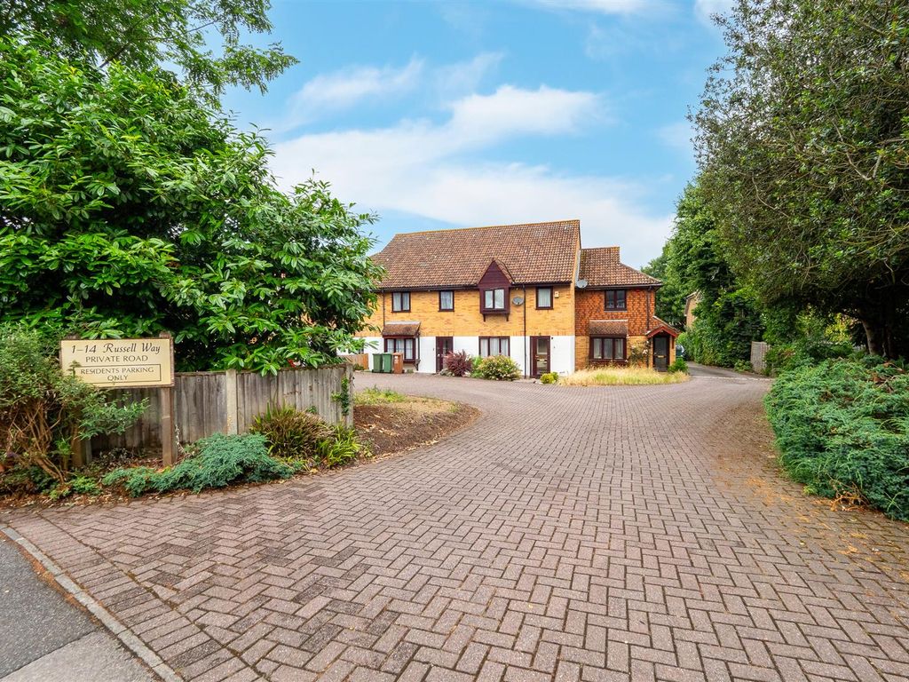 2 bed terraced house for sale in Russell Way, Sutton SM1, £425,000 Zoopla