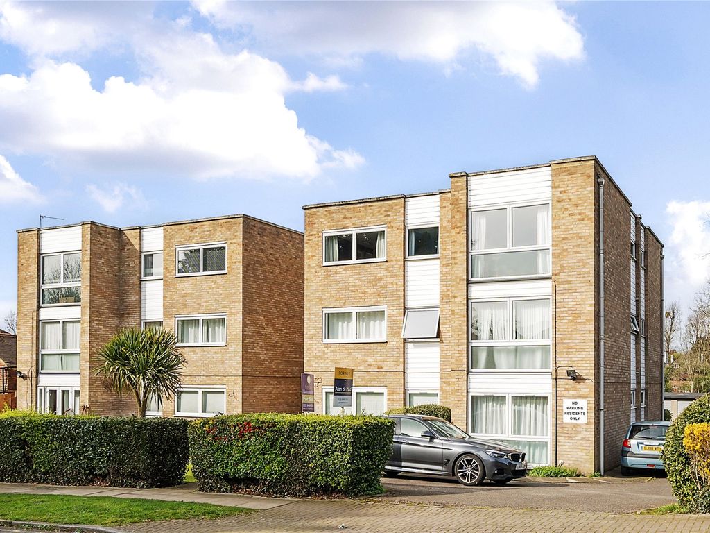 2 bed flat for sale in Wanstead Road, Bromley BR1, £300,000 Zoopla