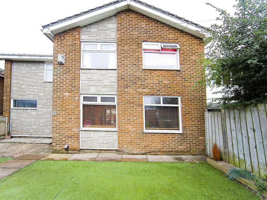 4 bed semidetached house for sale in Edzell Walk, Hartlepool TS25, £