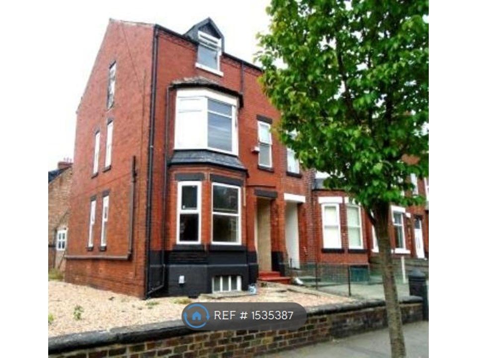 8 bed end terrace house to rent in Egerton Road, Manchester M14 Zoopla