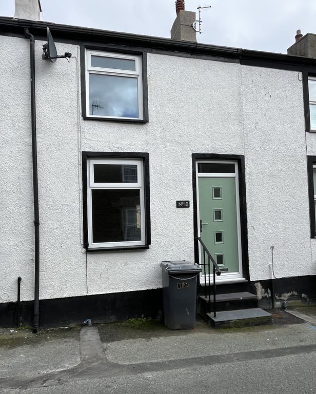 2 bed terraced house to rent in Erskine Terrace, Conwy LL32, £850 pcm