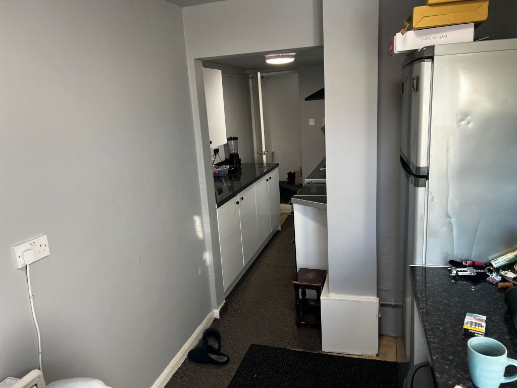 1 bed flat to rent in Skinner Street, Gillingham ME7, £966 pcm Zoopla