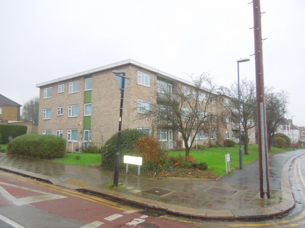 2 bed flat to rent in Pinner View, Harrow, Middlesex HA1 Zoopla