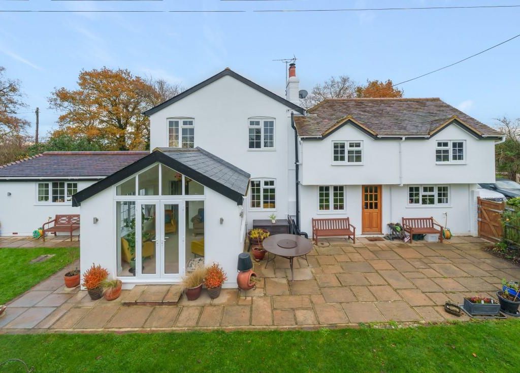 6 bed detached house for sale in Queen Street, Paddock Wood, Tonbridge