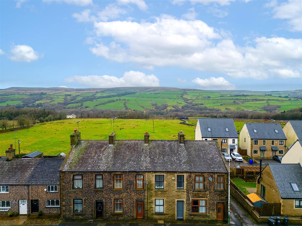 3 bed terraced house for sale in Market Street, Ramsbottom, Bury BL0, £