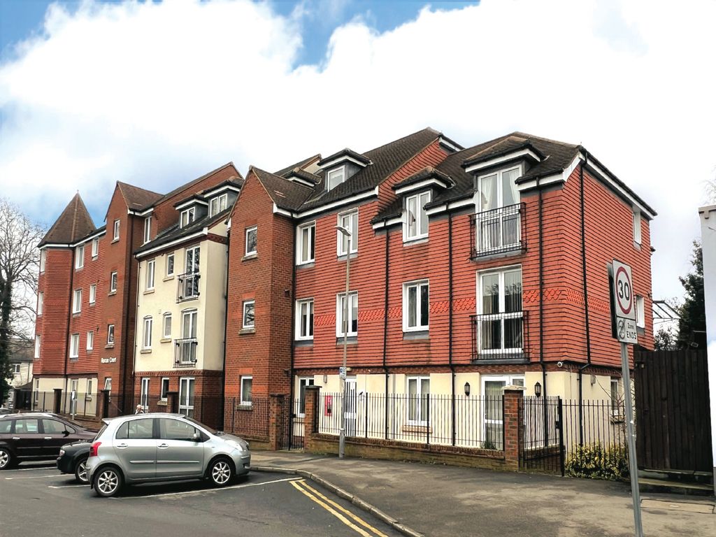 1 bed flat for sale in High Street, Edenbridge TN8 Zoopla