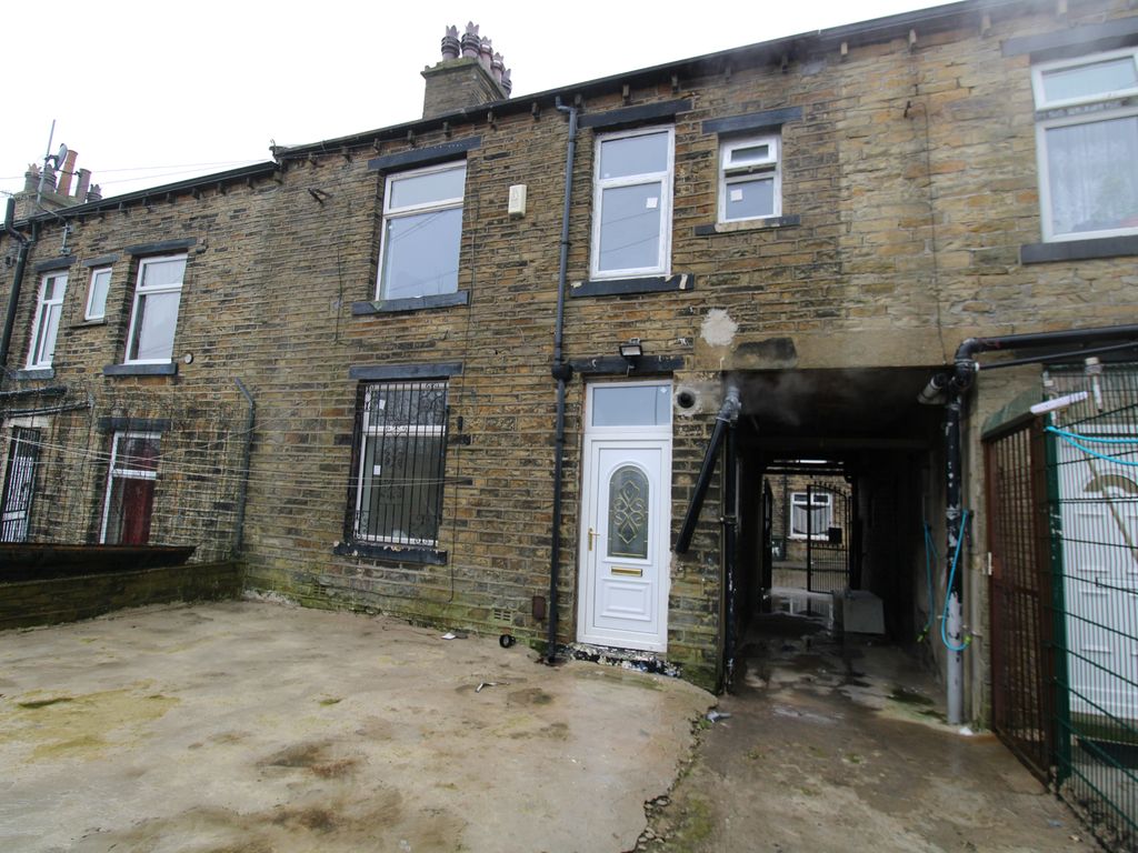 2 bed terraced house for sale in Copley Street, Bradford BD5 Zoopla