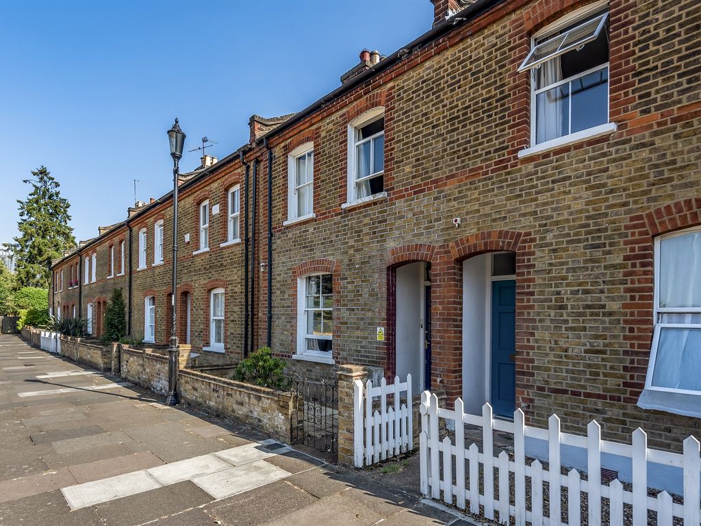 3 bed terraced house for sale in Holly Walk, Enfield EN2 Zoopla