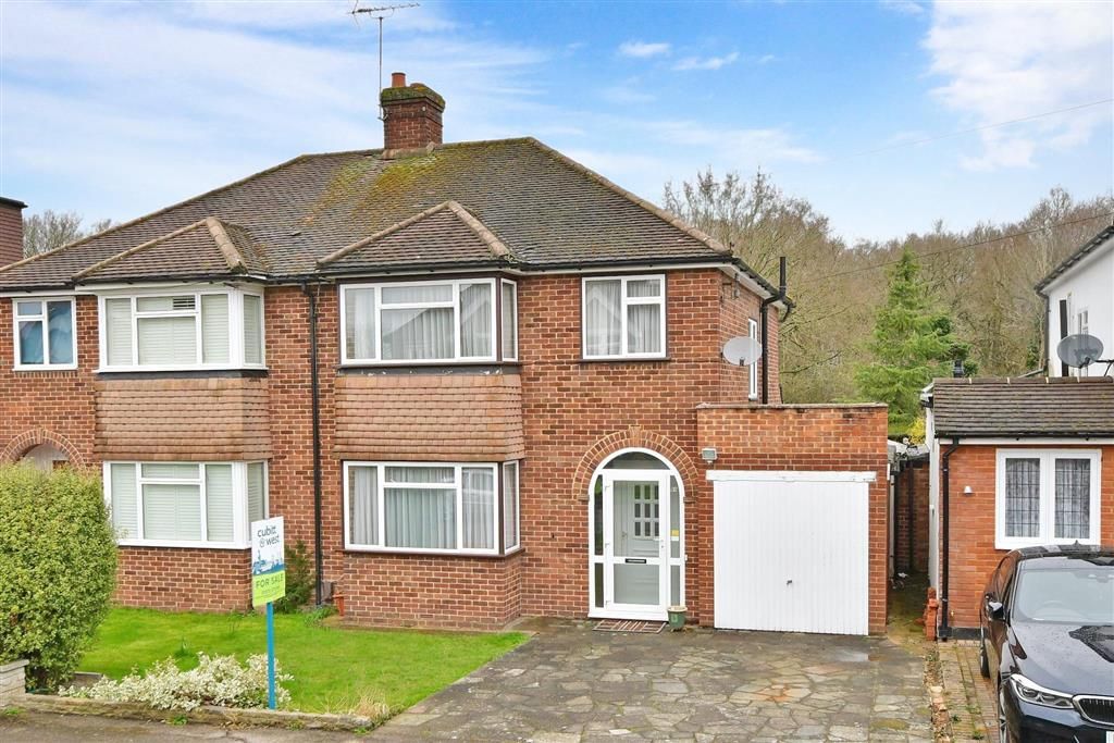 3 bed semidetached house for sale in Newton Wood Road, Ashtead, Surrey
