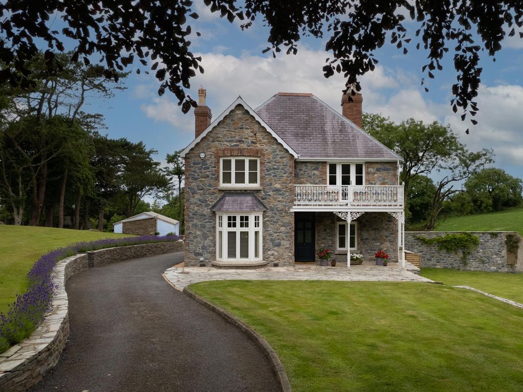 4 bed detached house for sale in Fishguard Road, Newport SA42 Zoopla