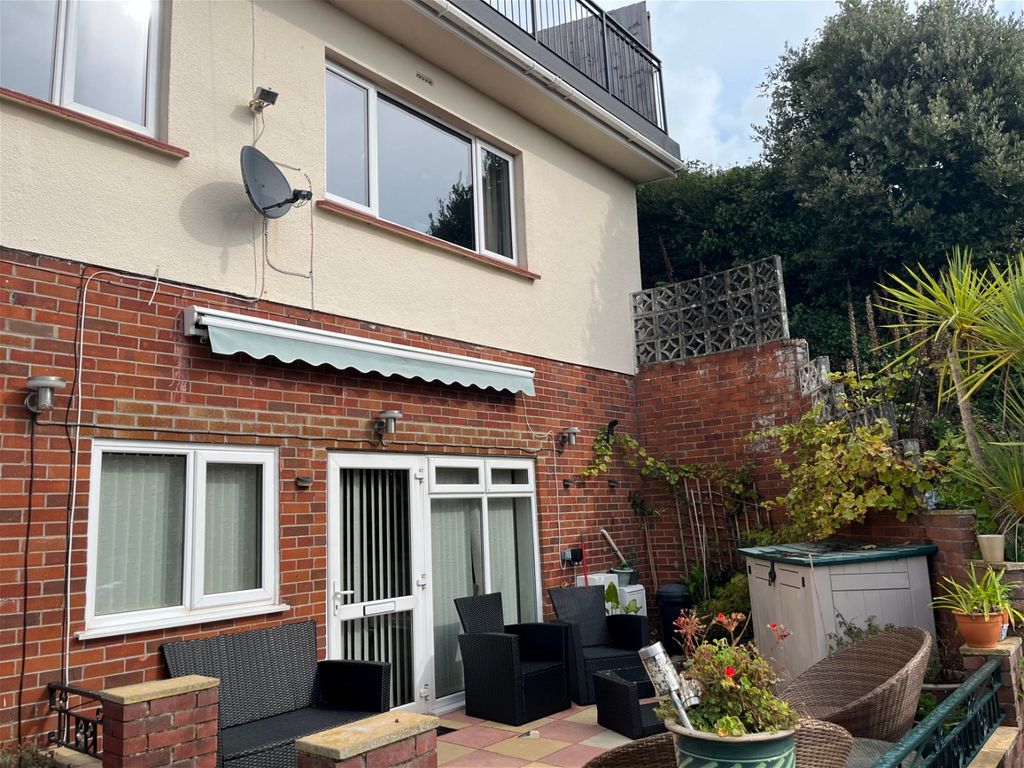 3 bed semidetached house for sale in Roundham Heights, Alta Vista Road