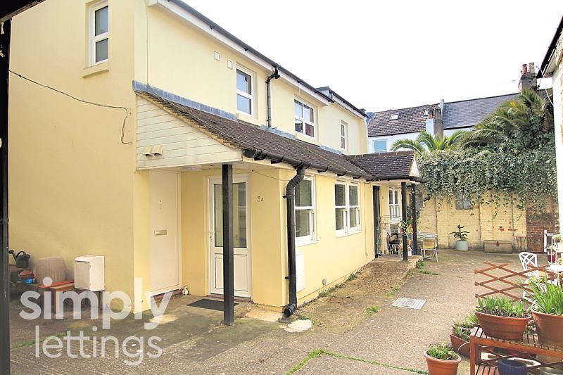 Studio to rent in Shirley Street, Hove BN3, £895 pcm Zoopla