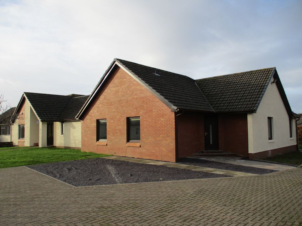 5 bed semidetached bungalow for sale in Prestonfield Road, Annan DG12