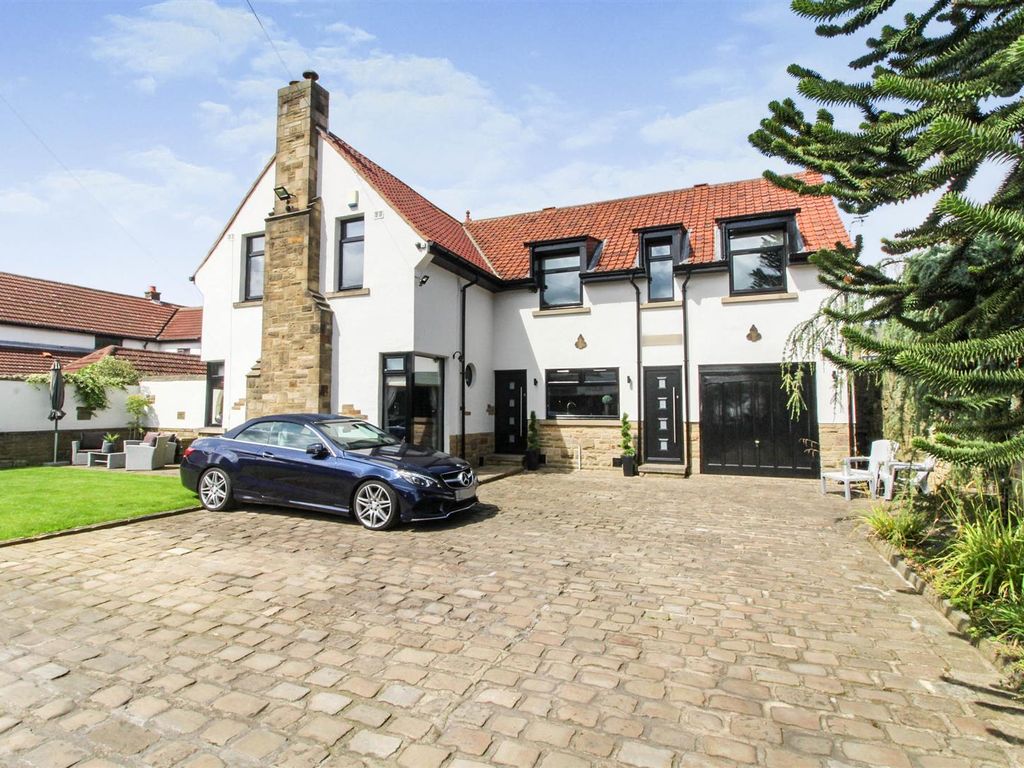 5 bed detached house for sale in Norton Fold, Stony Lane, Eccleshill
