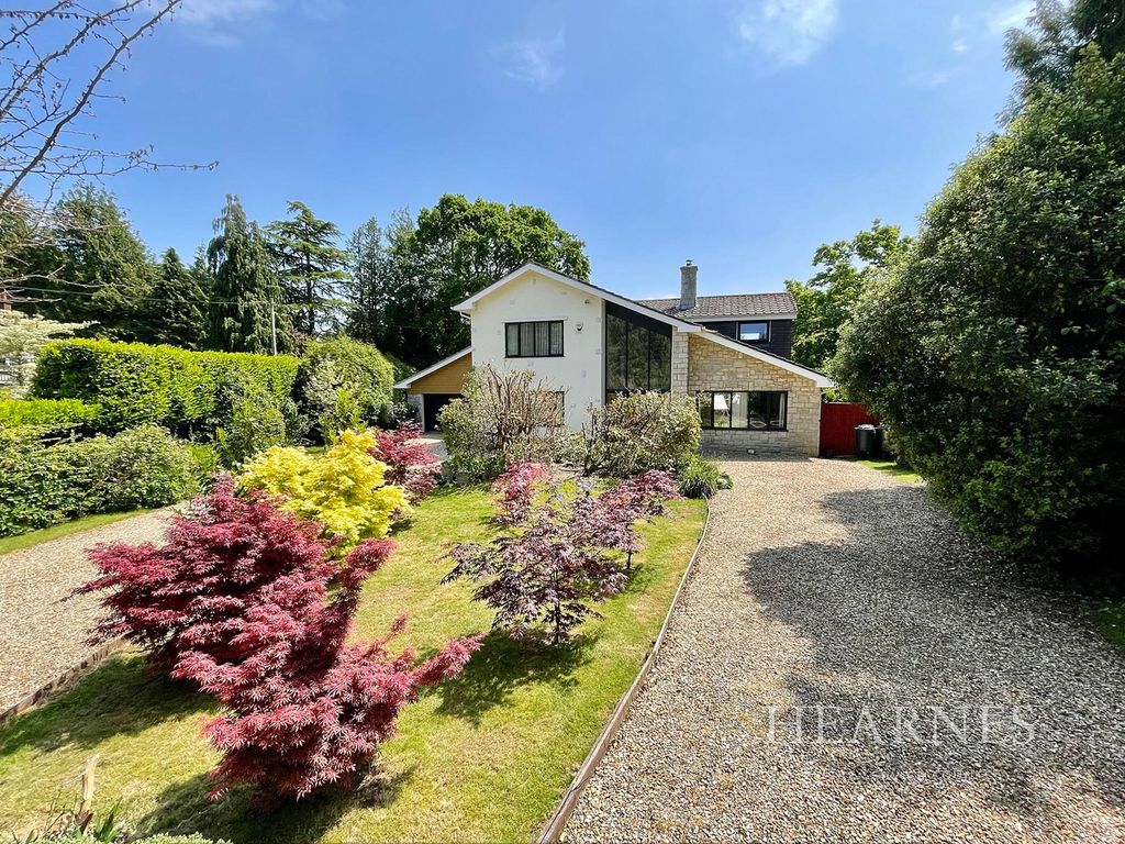 5 bed detached house for sale in Roslin Road South, Talbot Woods