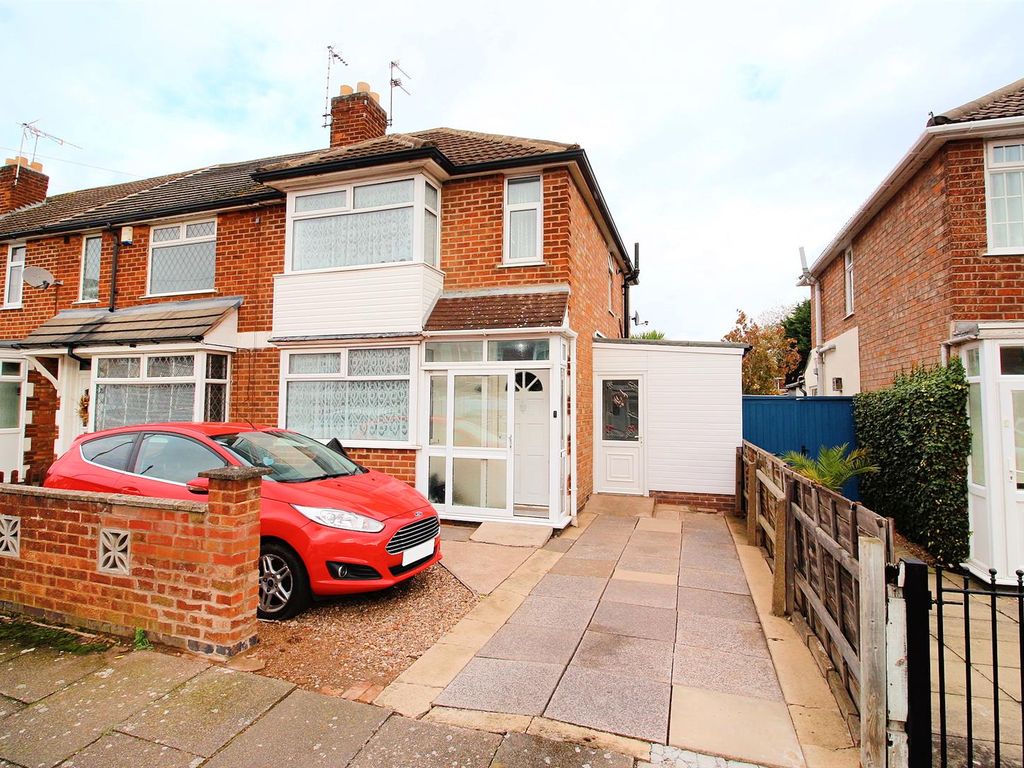 3 bed terraced house for sale in Totland Road, Leicester LE3 Zoopla