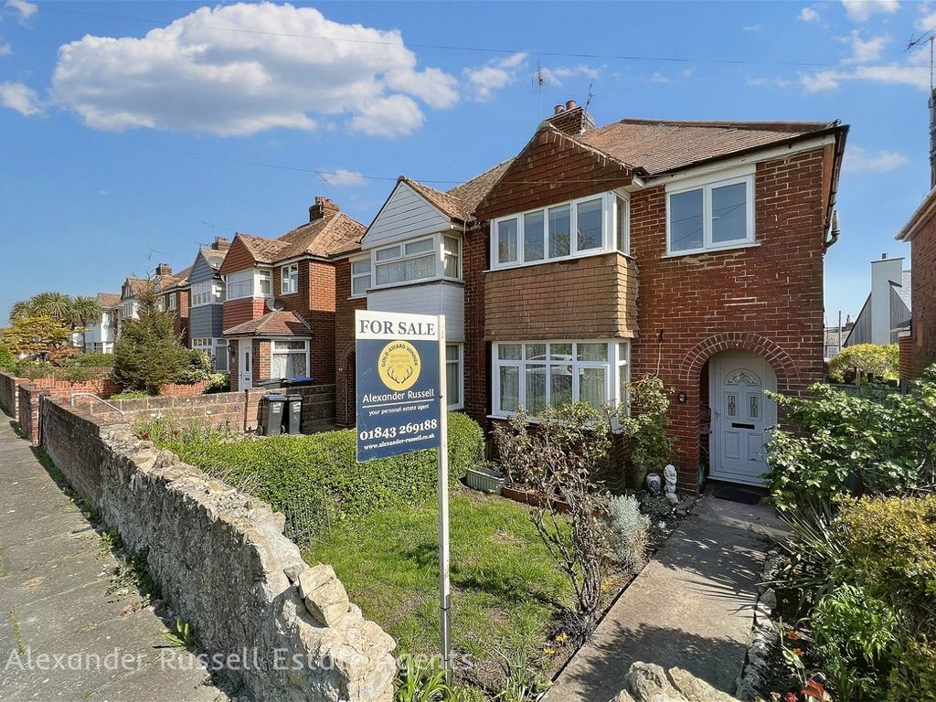 3 bed semidetached house for sale in Nash Road, Margate CT9 Zoopla