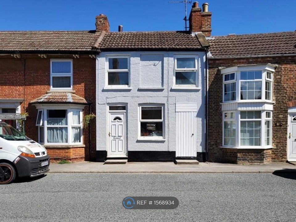 3 bed terraced house to rent in Church Street, Donington, Spalding PE11