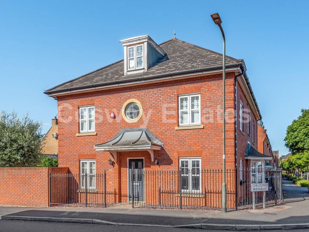 Kingsbridge Drive, London NW7  