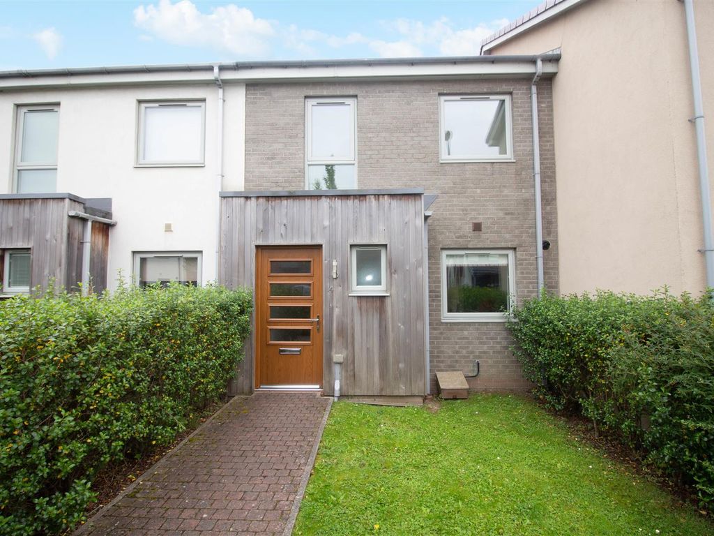 3 bed terraced house to rent in March Courtyard, The Staithes, Dunston