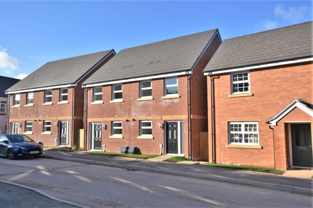 2 bed semidetached house to rent in Meadow Acre Road, Gittisham