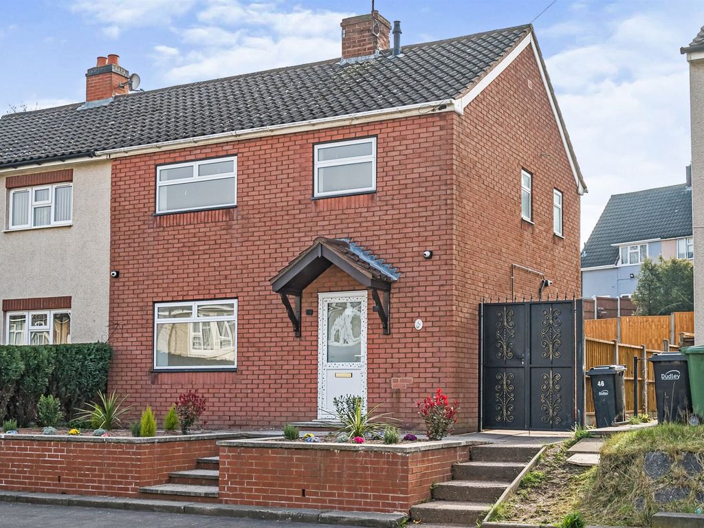 3 bed semidetached house for sale in Middlepark Road, Dudley DY1 Zoopla