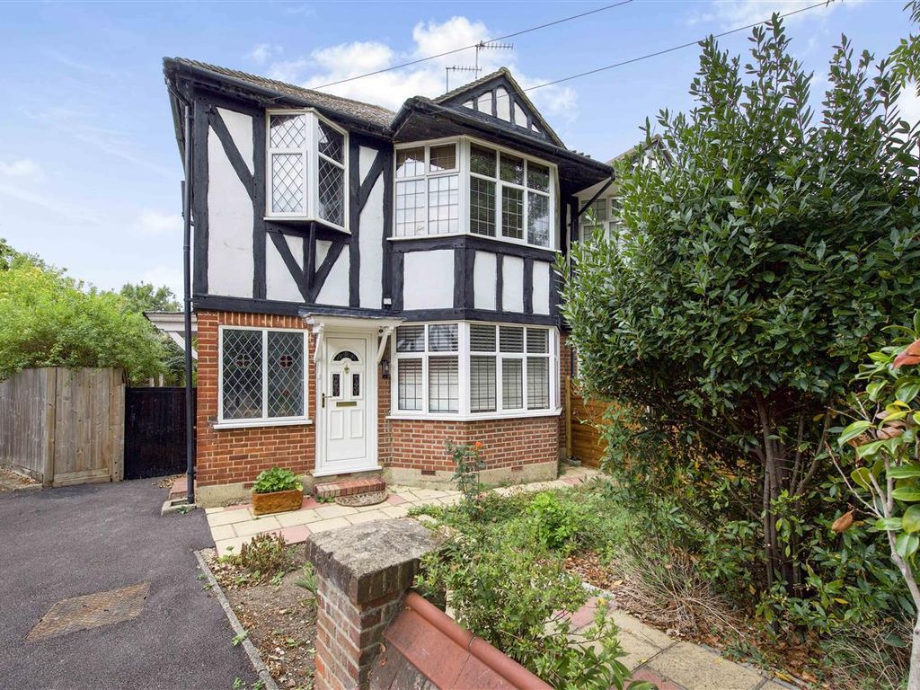 Perth Close, London SW20  