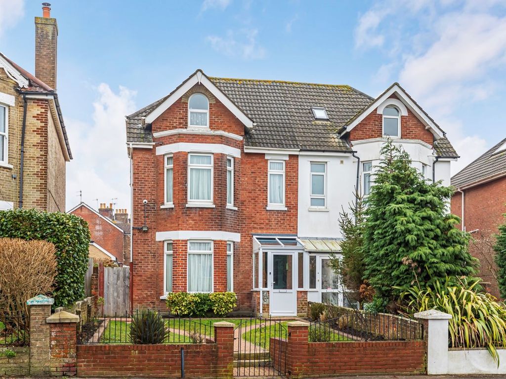 6 bed semidetached house for sale in Wimborne Road, Poole BH15 Zoopla
