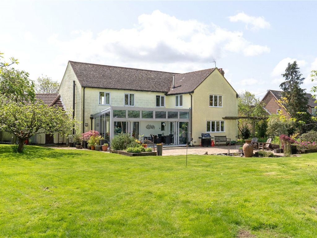 5 bed detached house for sale in Deynes Road, Debden, Nr Saffron Walden