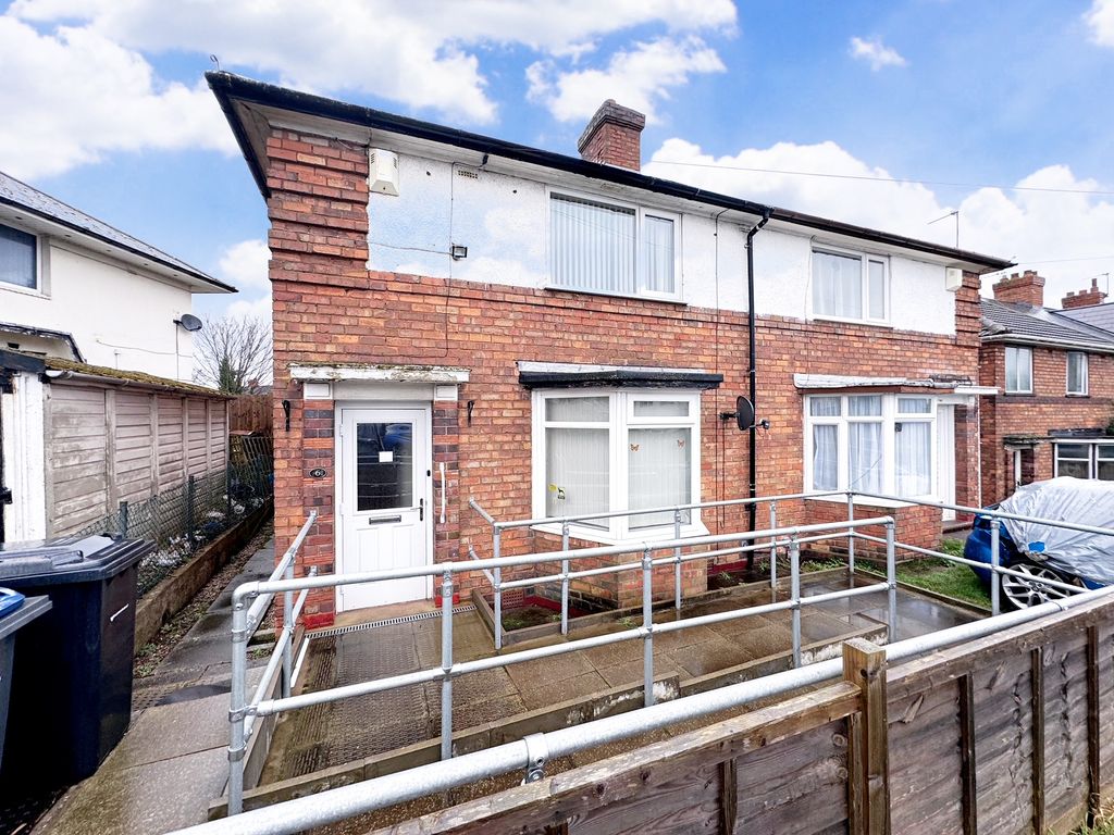 3 bed semidetached house for sale in Crayford Road, Kingstanding