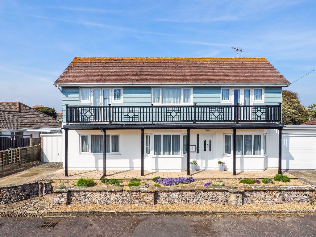 5 bed detached house for sale in Central Drive, Elmer PO22, £800,000