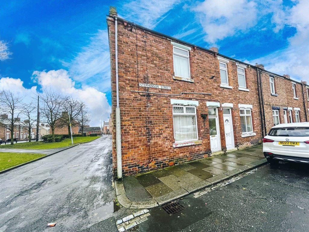 2 bed end terrace house for sale in Stephenson Street, Ferryhill