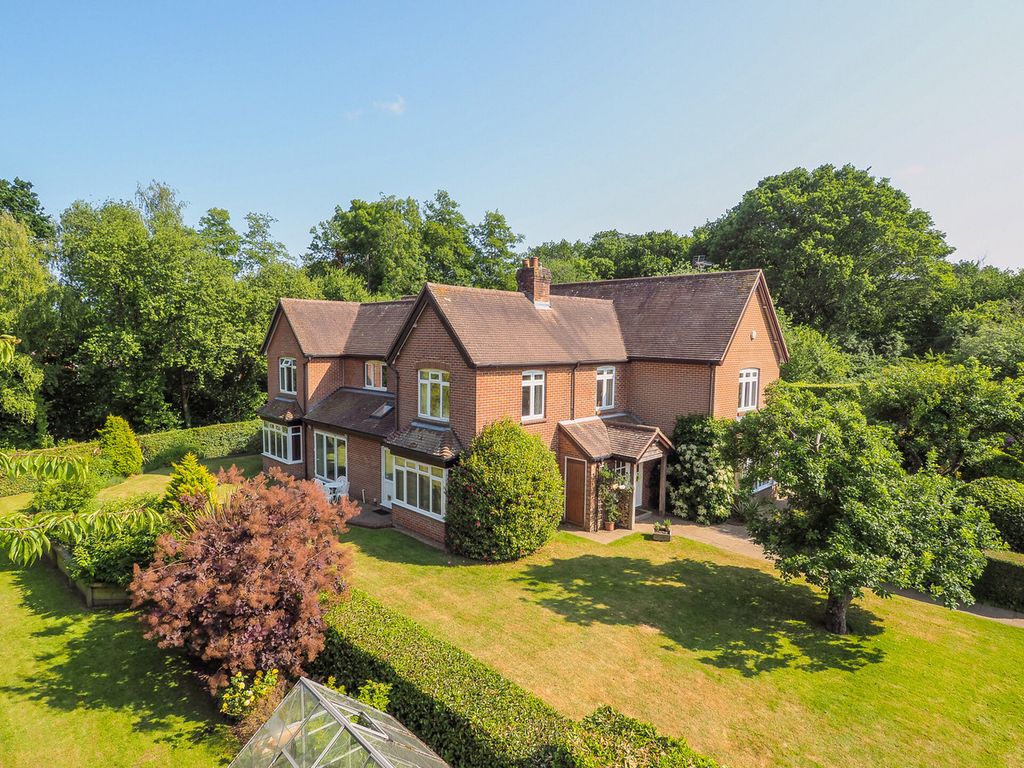 6 bed detached house for sale in Botley Road Burridge Southampton, Hampshire SO31, £1,750,000