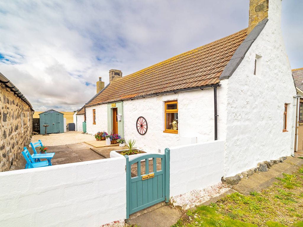 2 bed bungalow for sale in Pitullie, Sandhaven, Fraserburgh AB43, £