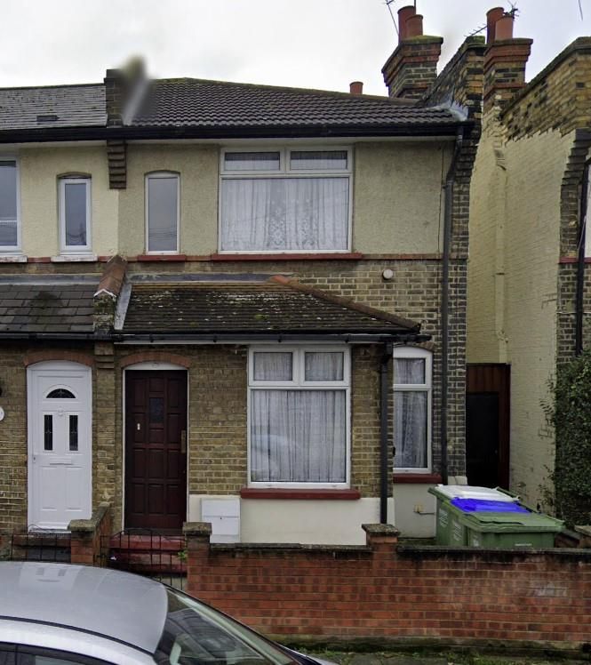 2 bed end terrace house for sale in Elm Road, Erith DA8, £260,000 Zoopla