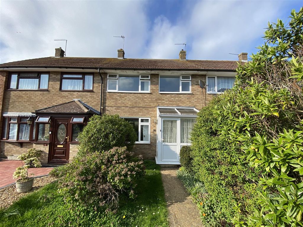 3 bed property to rent in Challenge Close, Gravesend DA12 Zoopla
