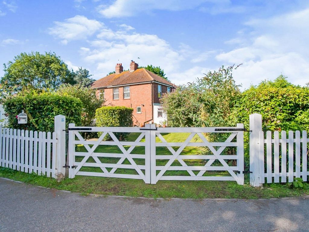 3 bed semidetached house for sale in Lutton Bank, Lutton, Spalding