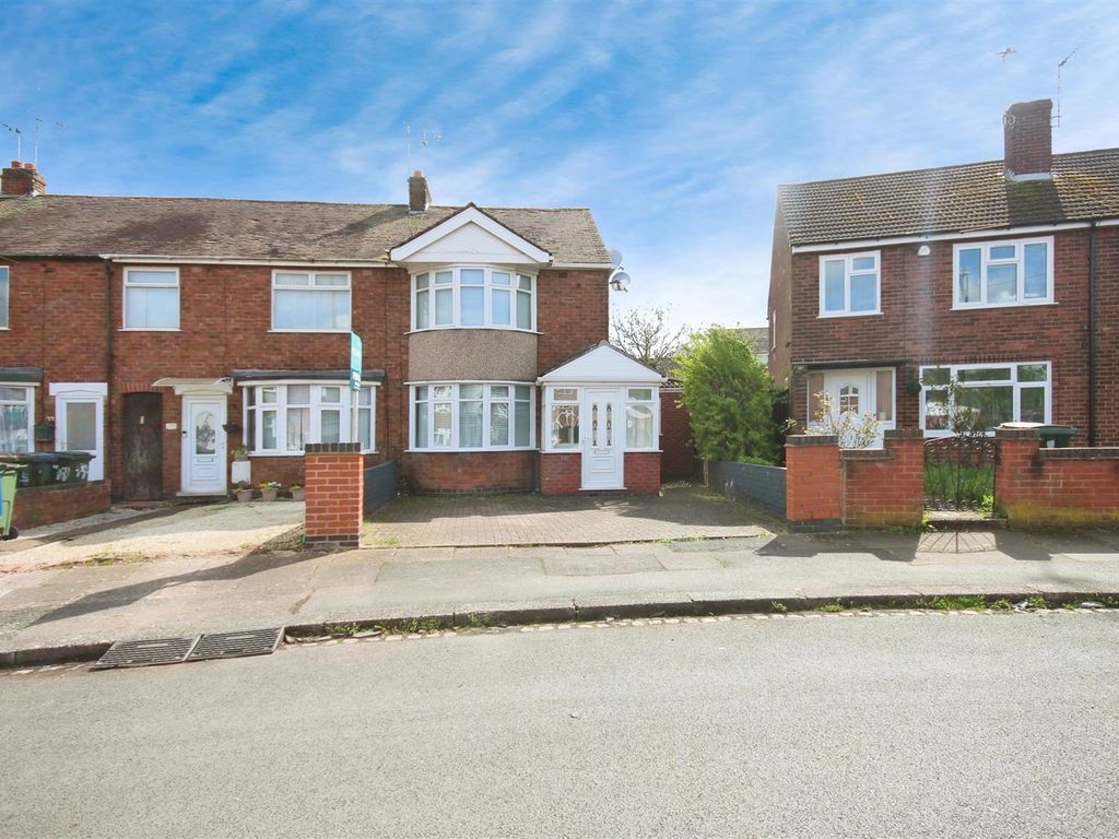 4 bed end terrace house for sale in Selworthy Road, Holbrooks, Coventry