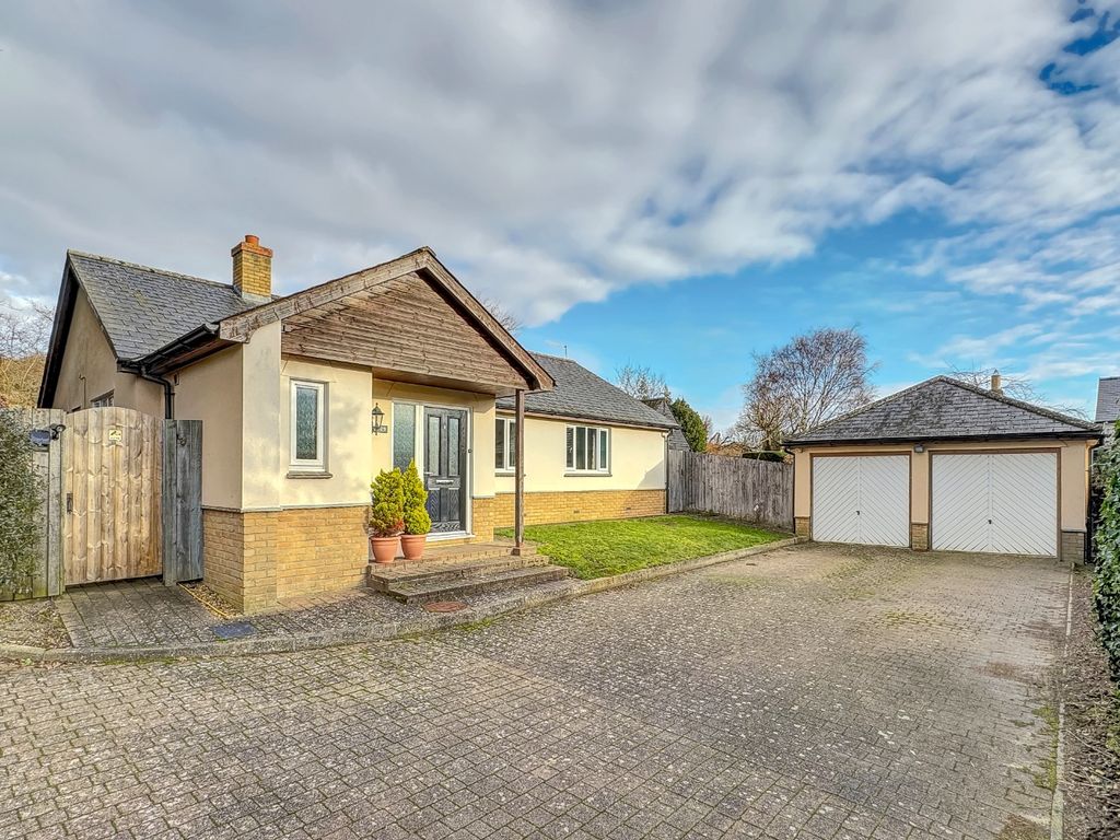 3 bed bungalow for sale in High Street, Orwell, Royston SG8, £750,000 Zoopla