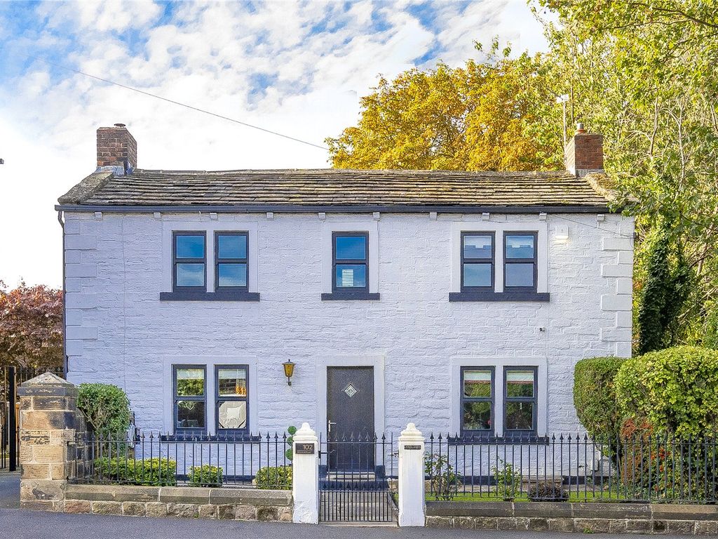 4 bed detached house for sale in Whitehall Road, Drighlington, Bradford