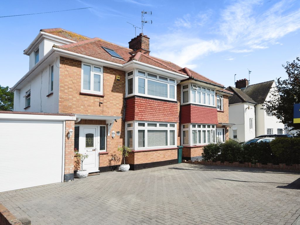 4 bed semidetached house for sale in Ulster Avenue, South Shoebury