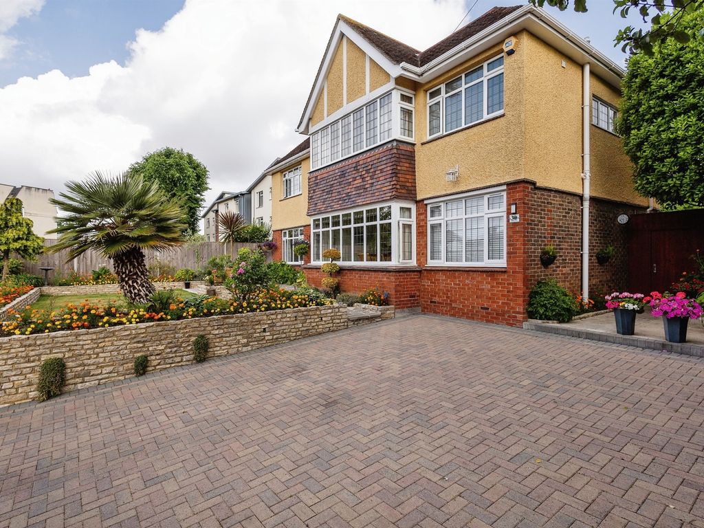 6 bed detached house for sale in Mulberry Lane, Cosham, Portsmouth PO6