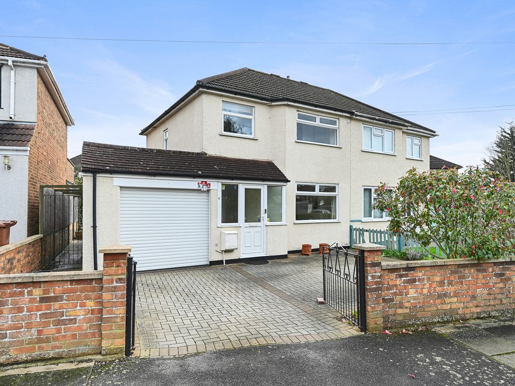 3 bed semidetached house for sale in Sefton Avenue, Harrow HA3, £