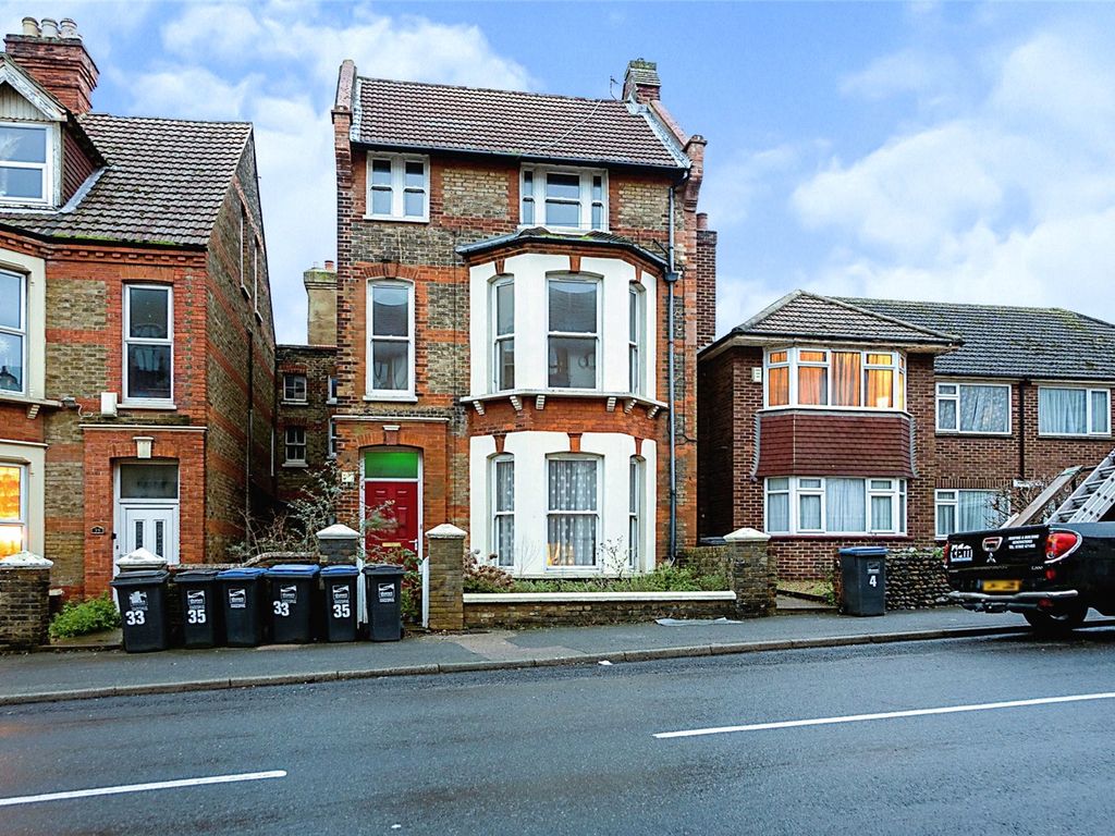 5 bed semidetached house for sale in Victoria Road, Ramsgate, Kent
