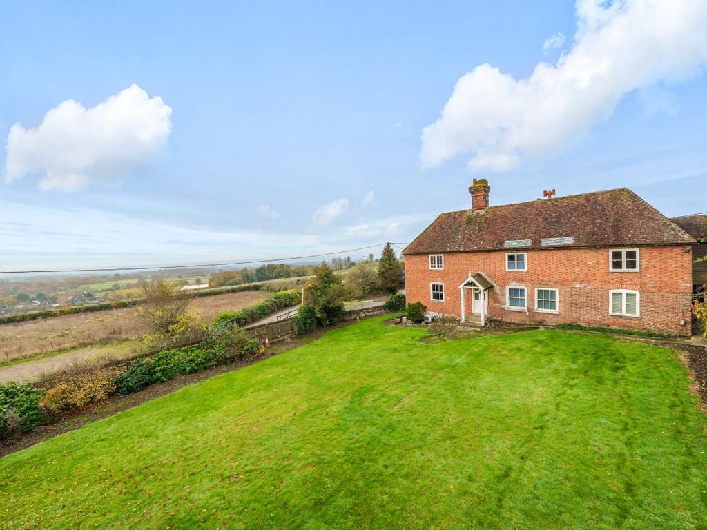 5 bed farmhouse for sale in Grade II Listed, 4, 400 Sq/Ft Residence Hill ME17, £