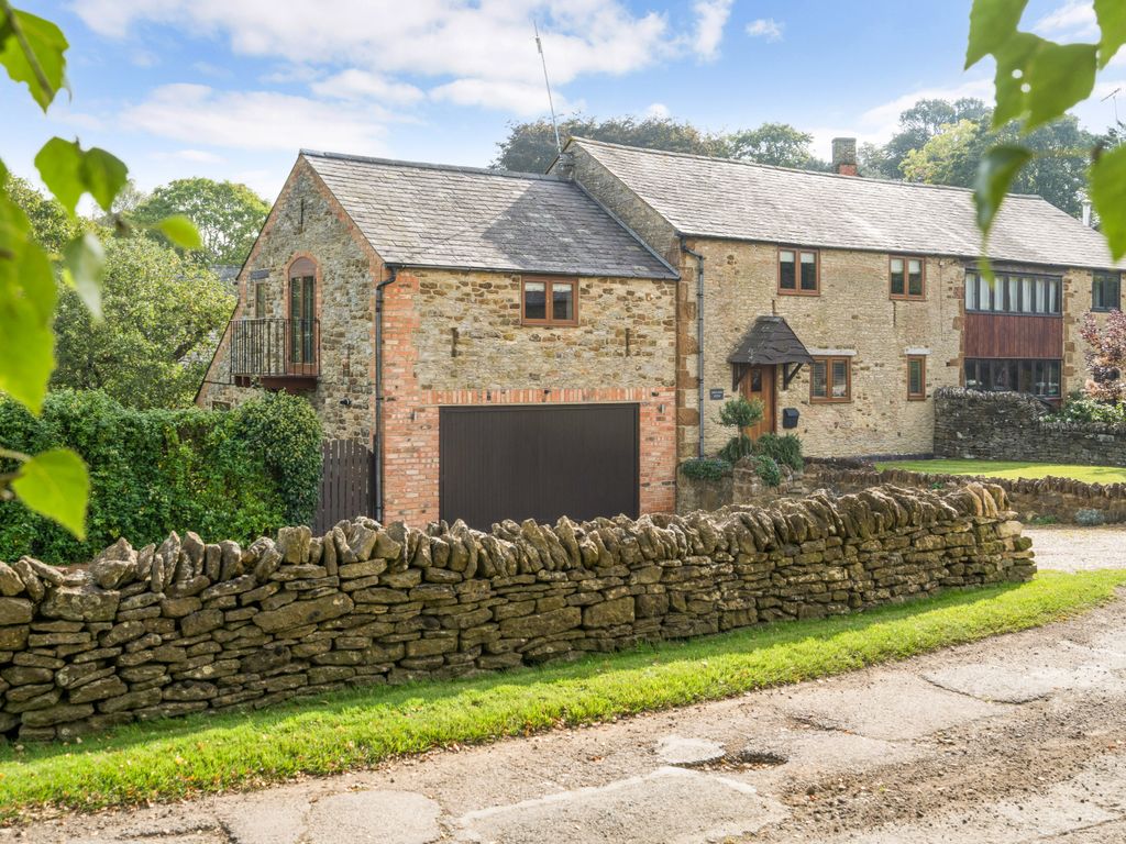 4 bed cottage for sale in Upper Tadmarton, Banbury OX15, £925,000 Zoopla