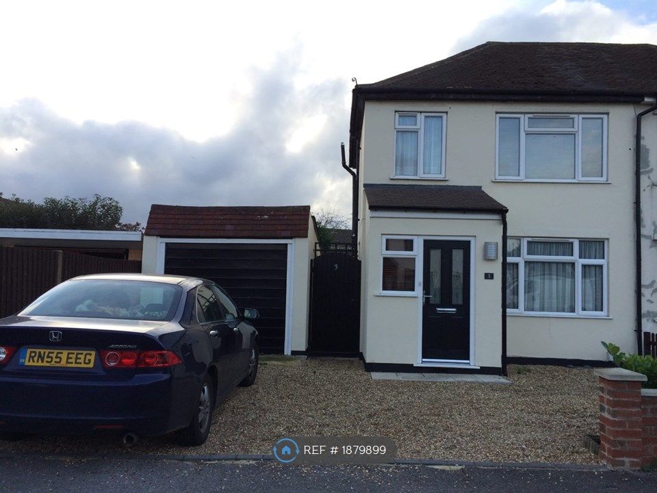 3 bed semidetached house to rent in Central Avenue, West Molesey KT8, £2,200 pcm Zoopla