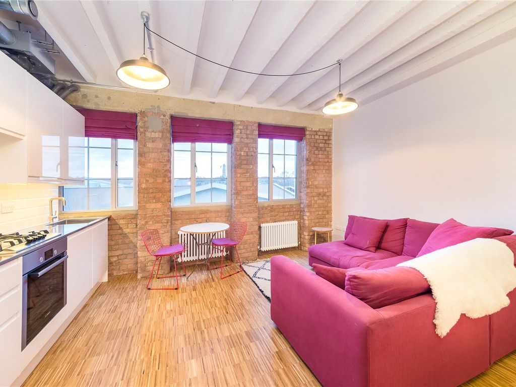 Studio to rent in Old Paint Factory Apartments, 1 Mapleton Crescent
