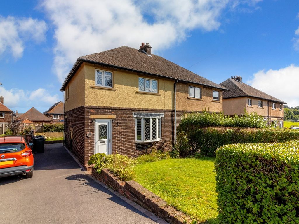 3 bed semidetached house for sale in Greno View, Hood Green, Barnsley
