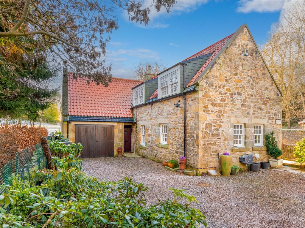 3 bed detached house for sale in Chalmers Mill, Ceresburn, Ceres, Cupar, Fife KY15, £595,000